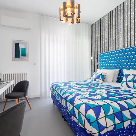 Apartamento Sorrentovibes - Luxury Design & Jacuzzi In Heart Of *