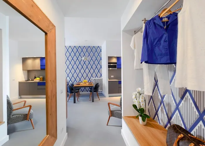 Apartment Sorrentovibes - Luxury Design & Jacuzzi In Heart Of Sorrento