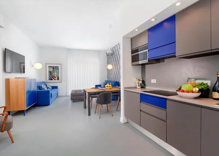 Apartment Sorrentovibes - Luxury Design & Jacuzzi In Heart Of Sorrento