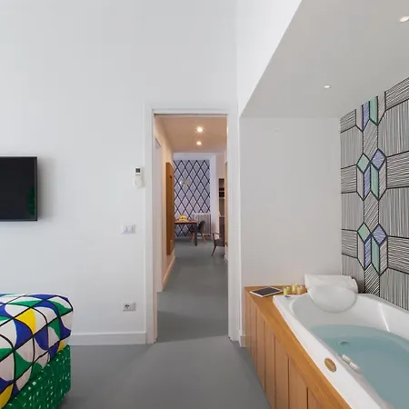 Διαμέρισμα Sorrentovibes - Luxury Design & Jacuzzi In Heart Of