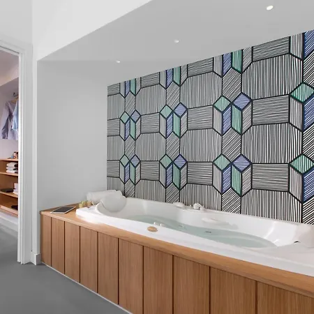 Apartman Sorrentovibes - Luxury Design & Jacuzzi In Heart Of